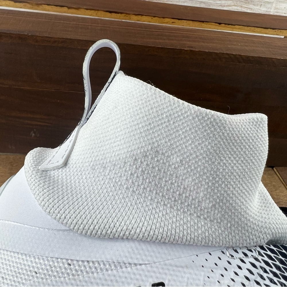 Nike Vapor Untouchable 3 White Navy Football Cleats - Picture 9 of 16